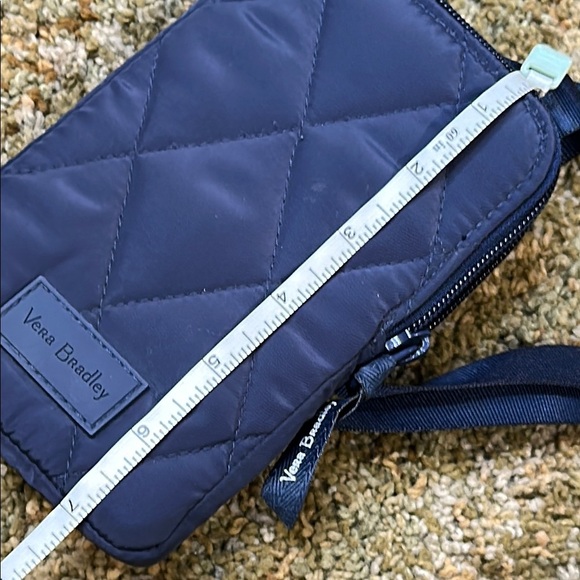 Vera Bradley Scroll Navy Ultralight RFID Petite Cellphone Crossbody NWOT - Picture 10 of 10